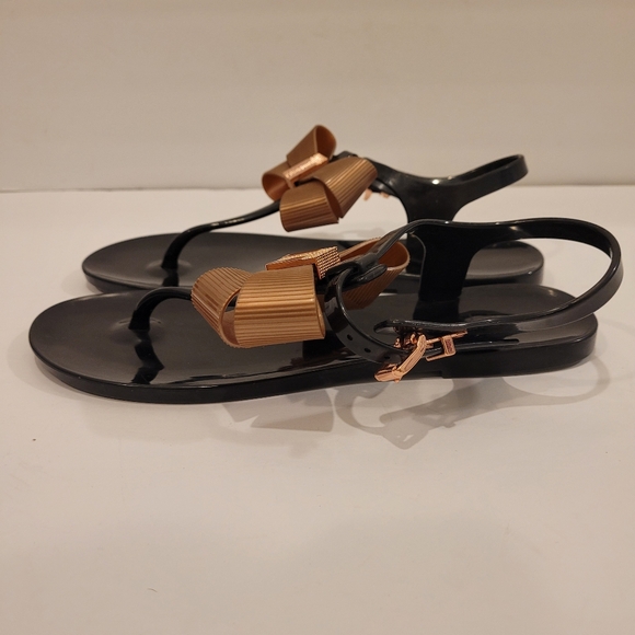 Ted Baker London Black Gelly Jelly Black Rubber Sandals, size 36, US 5.5 - Picture 4 of 11